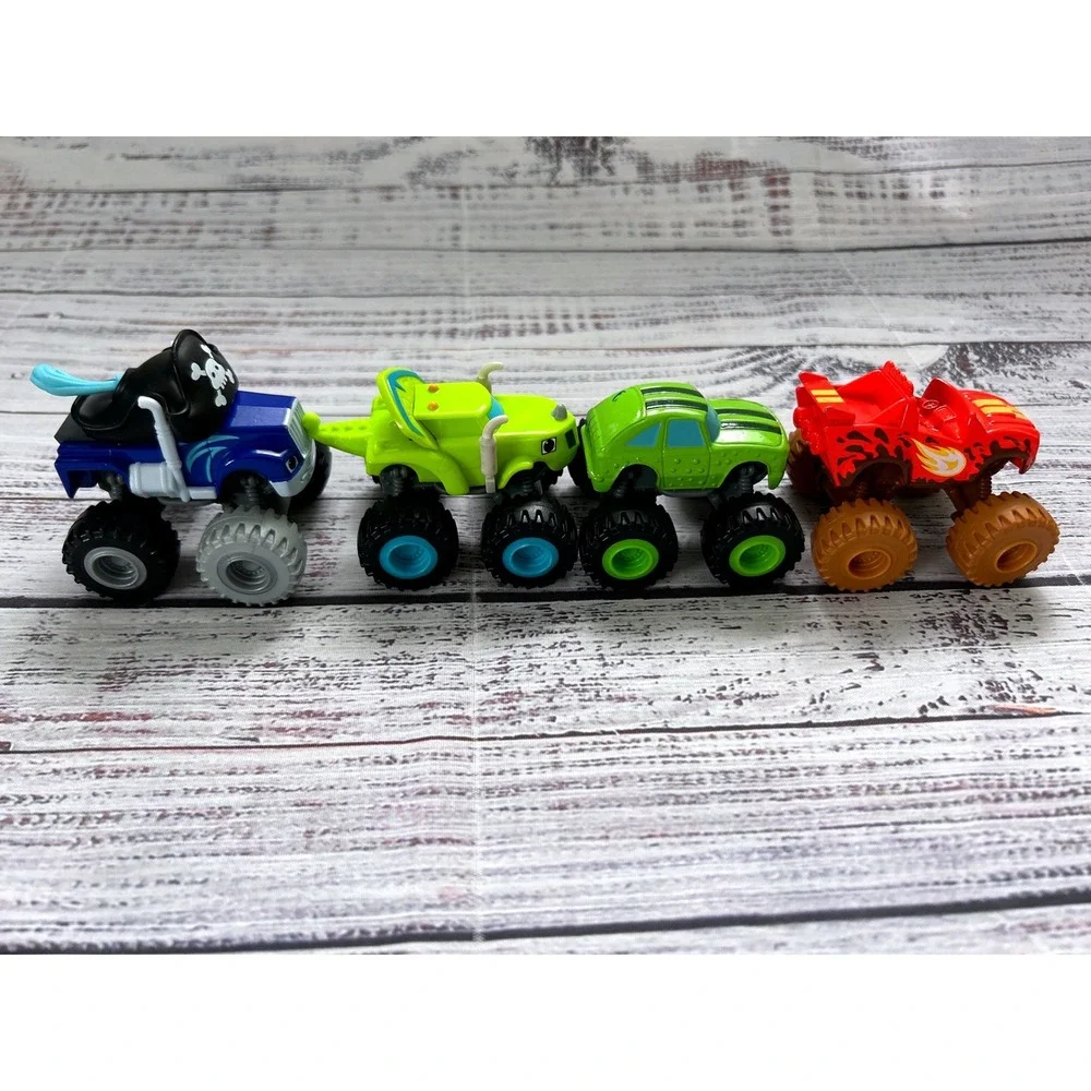 Fisher-Price Blaze and the Monster Machines Kids Multicolor Diecast Truck Lot